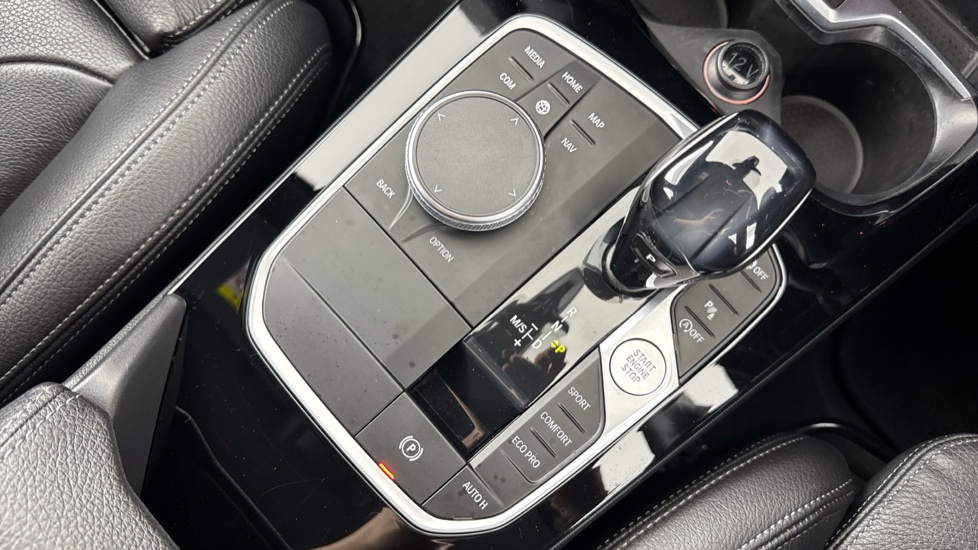 BMW 1 Series 118i M Sport 5dr Step Auto Petrol Hatchback - Image 19