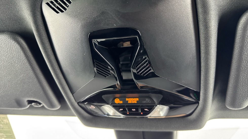 BMW 1 Series 118i [136] M Sport 5dr [Live Cockpit Professional] Petrol Hatchback - Image 25