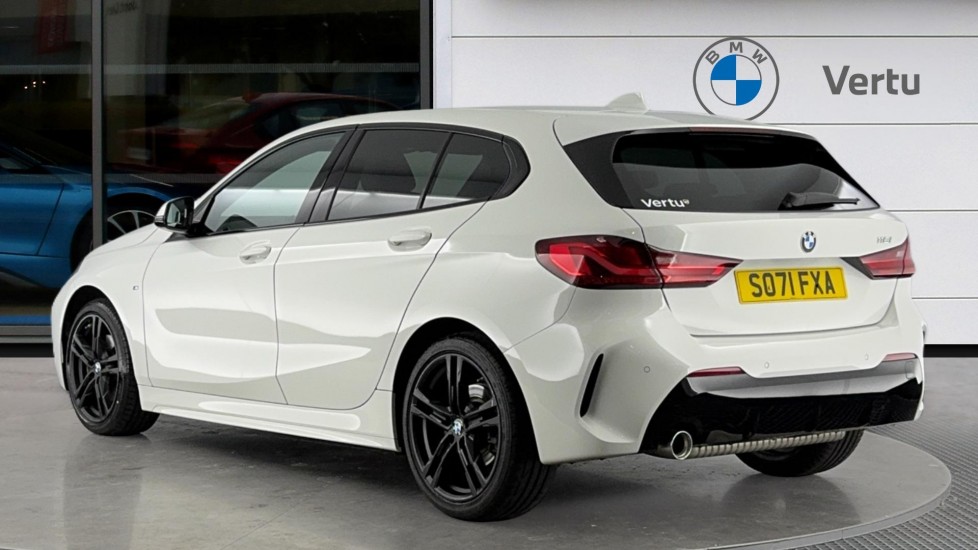 BMW 1 Series 118i [136] M Sport 5dr [Live Cockpit Professional] Petrol Hatchback - Image 2