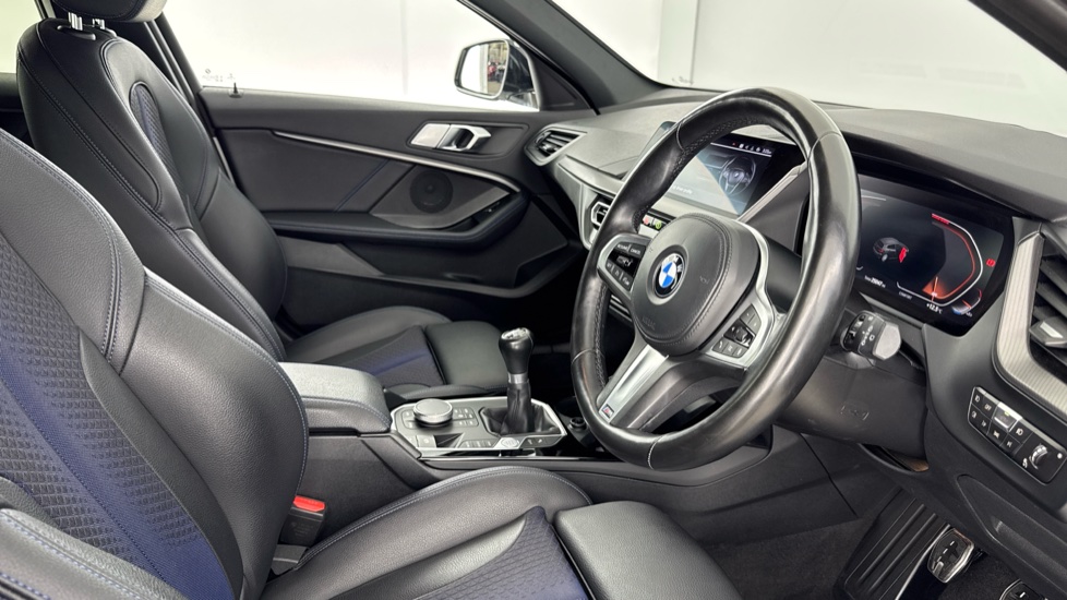 BMW 1 Series 118i [136] M Sport 5dr [Live Cockpit Professional] Petrol Hatchback - Image 6