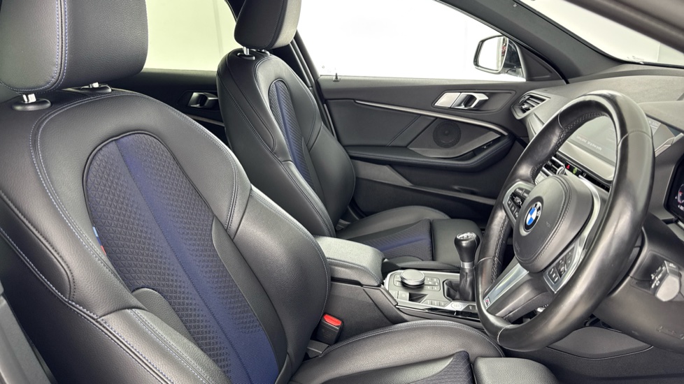 BMW 1 Series 118i [136] M Sport 5dr [Live Cockpit Professional] Petrol Hatchback - Image 11