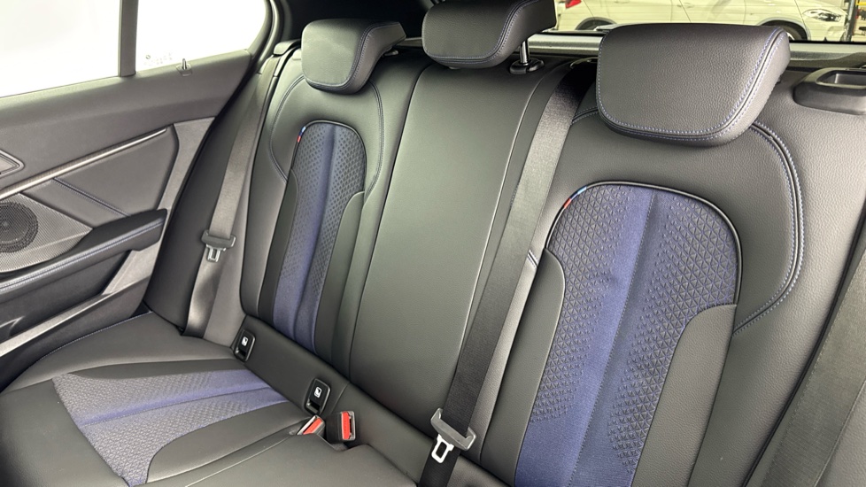 BMW 1 Series 118i [136] M Sport 5dr [Live Cockpit Professional] Petrol Hatchback - Image 12