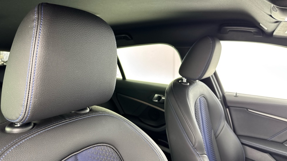 BMW 1 Series 118i [136] M Sport 5dr [Live Cockpit Professional] Petrol Hatchback - Image 42