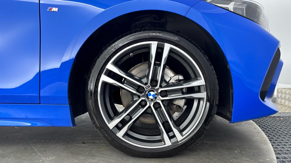 BMW 1 Series 118i M Sport 5dr Petrol Hatchback - Image 14