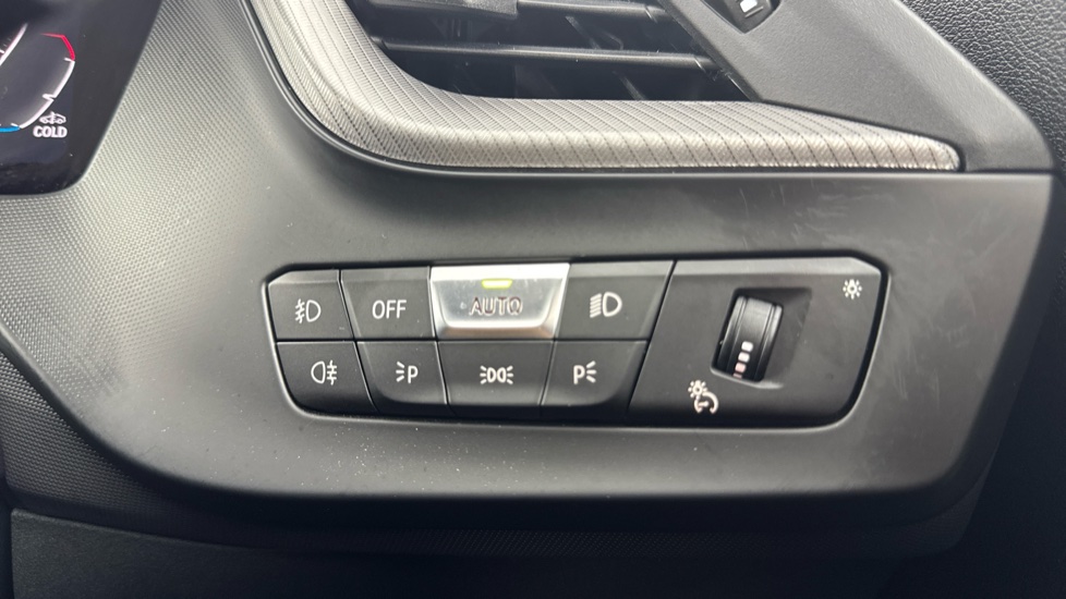 BMW 1 Series 118i M Sport 5dr Petrol Hatchback - Image 20