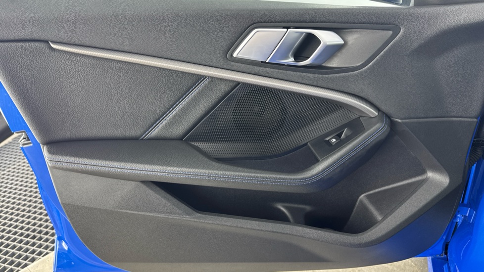BMW 1 Series 118i M Sport 5dr Petrol Hatchback - Image 32