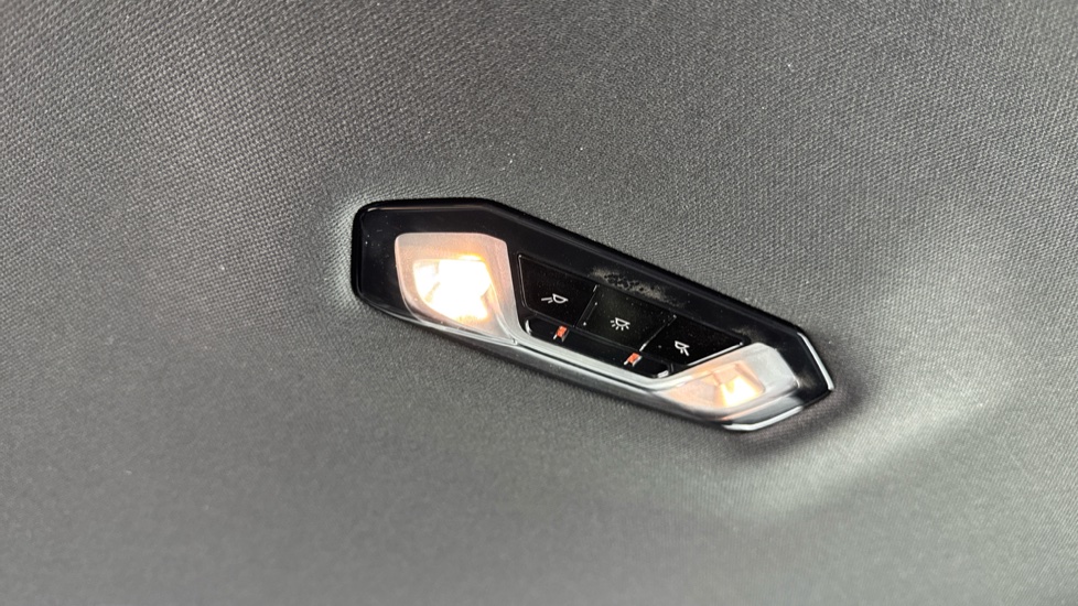 BMW 1 Series 118i M Sport 5dr Petrol Hatchback - Image 41