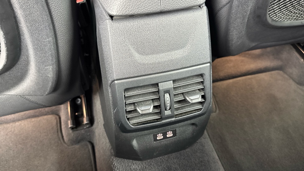 BMW 1 Series 118i M Sport 5dr Step Auto Petrol Hatchback - Image 39