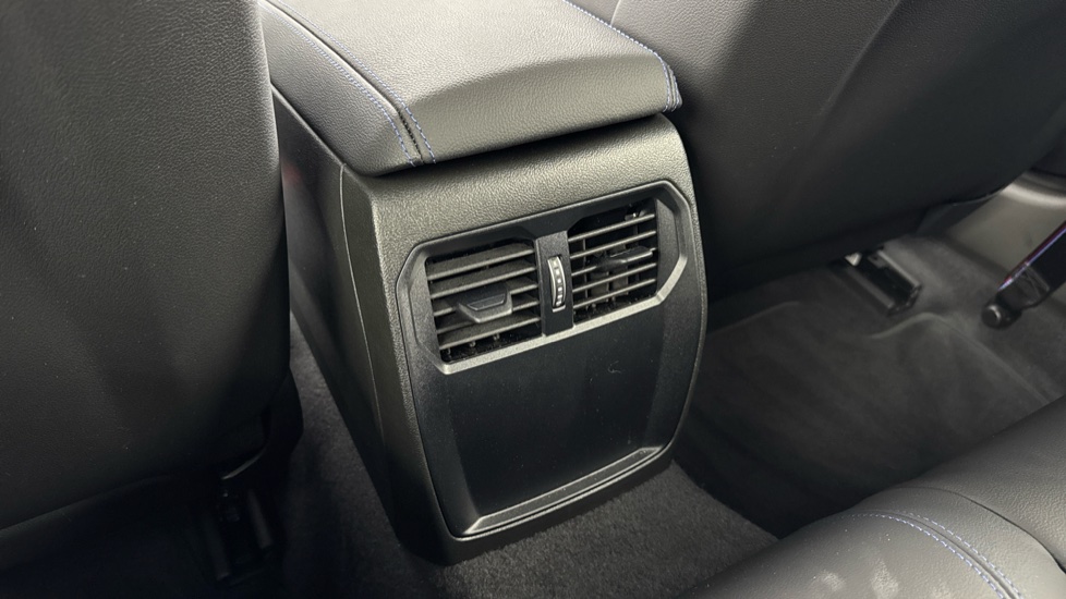 BMW M2 480 2dr Step Auto Petrol Coupe - Image 39