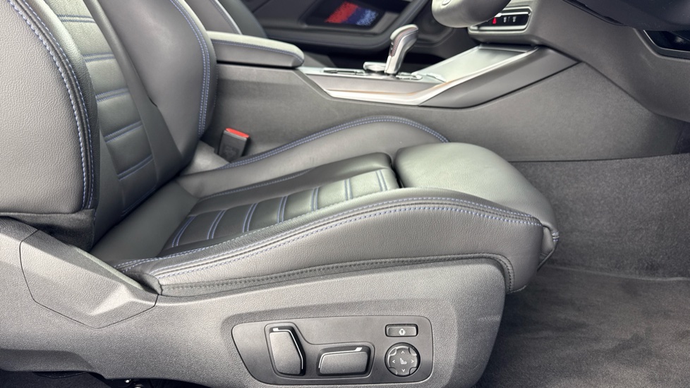 BMW M2 480 2dr Step Auto Petrol Coupe - Image 41