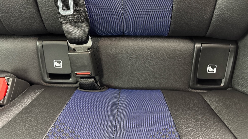 BMW 2 Series 218i [136] M Sport 4dr DCT Petrol Saloon - Image 37