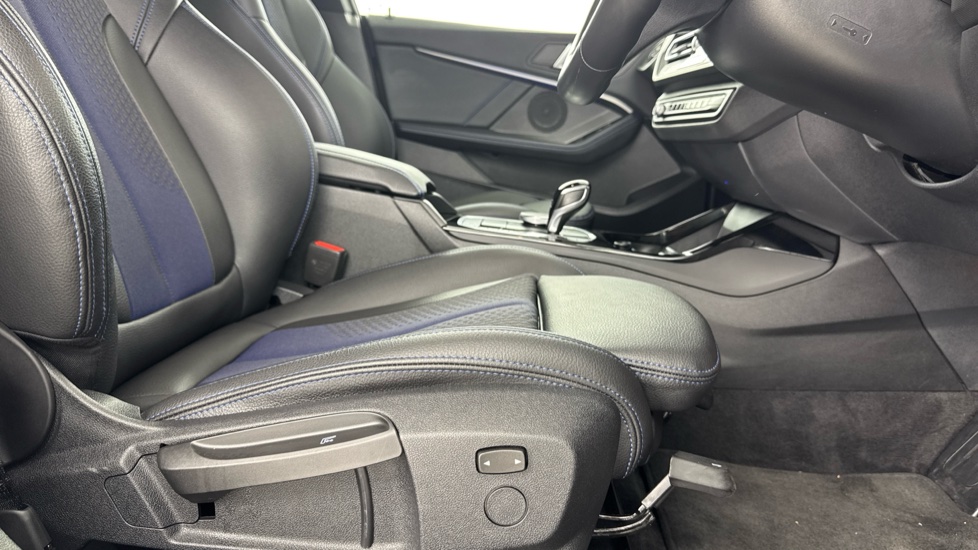 BMW 2 Series 218i [136] M Sport 4dr DCT Petrol Saloon - Image 42