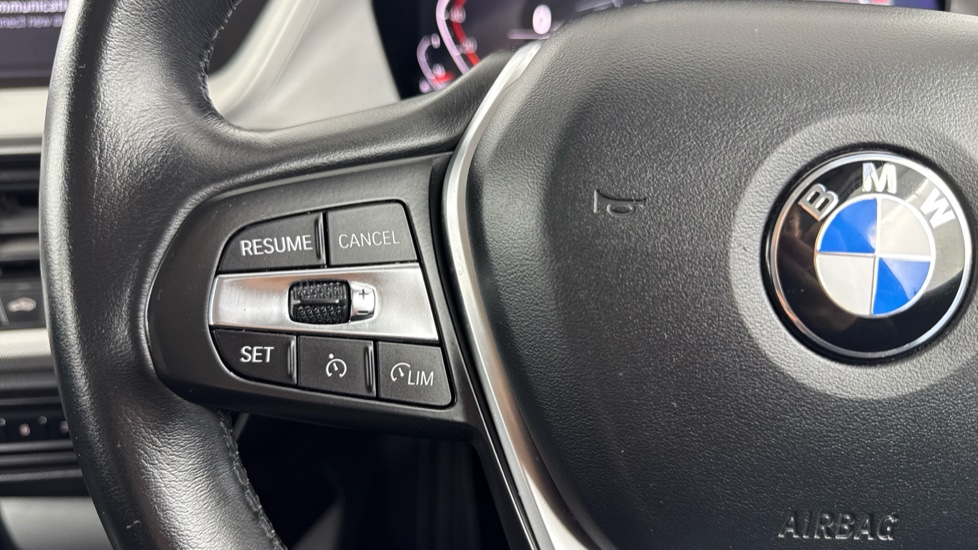 BMW 1 Series 118i [136] SE 5dr Petrol Hatchback - Image 17