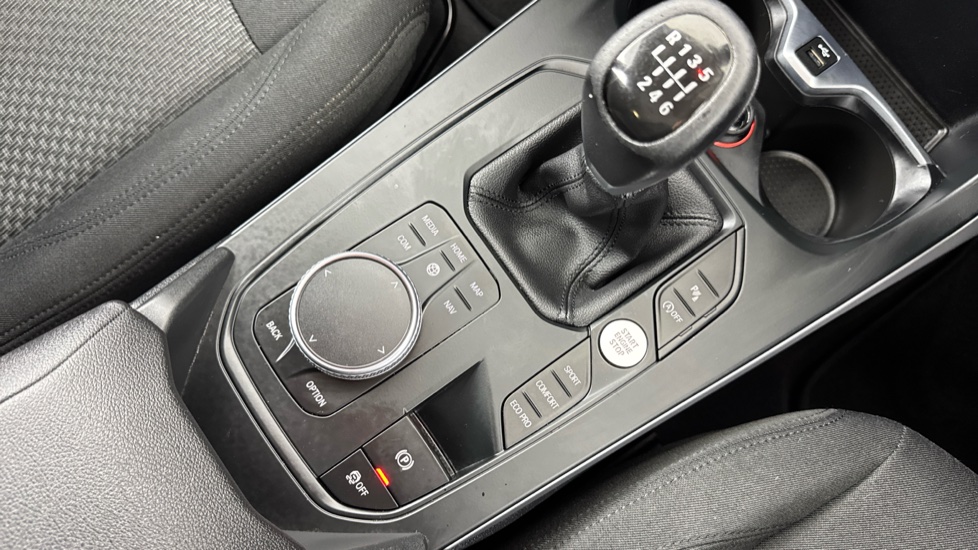 BMW 1 Series 118i [136] SE 5dr Petrol Hatchback - Image 19