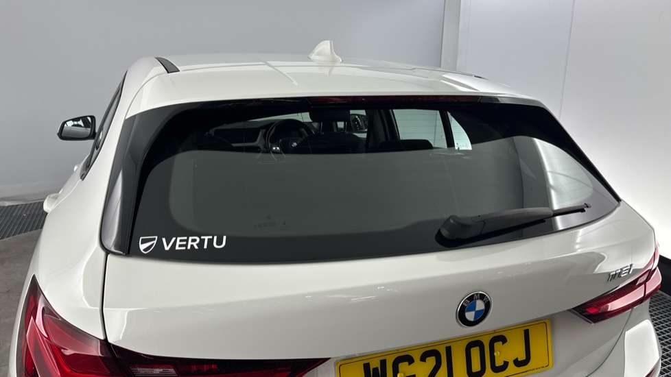 BMW 1 Series 118i [136] SE 5dr Petrol Hatchback - Image 25