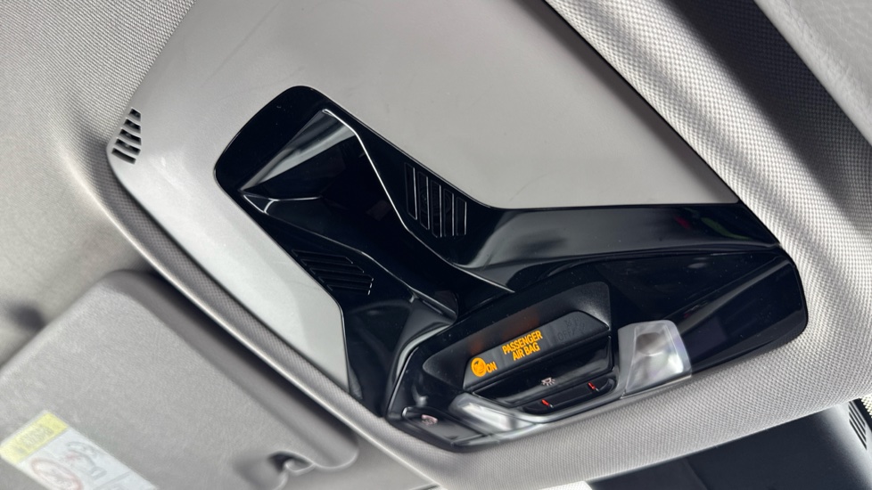 BMW 1 Series 118i [136] SE 5dr Petrol Hatchback - Image 45