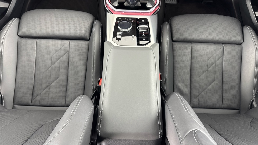 BMW X3 20 xDrive M Sport 5dr Step Auto Petrol Estate - Image 31