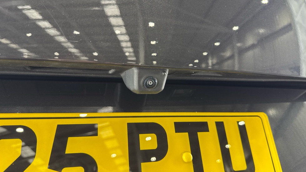 BMW X3 20 xDrive M Sport 5dr Step Auto Petrol Estate - Image 38