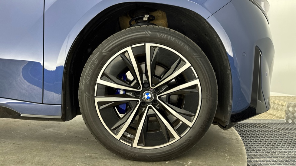 BMW iX3 345kW xDrive50 113kWh 5dr Auto [Tech plus] Electric Estate - Image 14