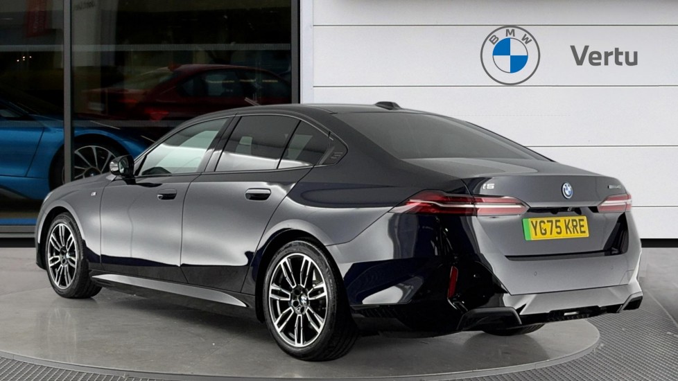 BMW i5 250kW eDrive40 M Sport 84kWh 4dr Auto Electric Saloon - Image 2