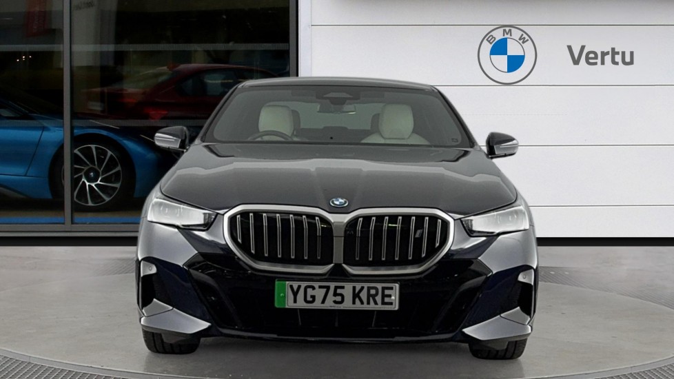 BMW i5 250kW eDrive40 M Sport 84kWh 4dr Auto Electric Saloon - Image 16