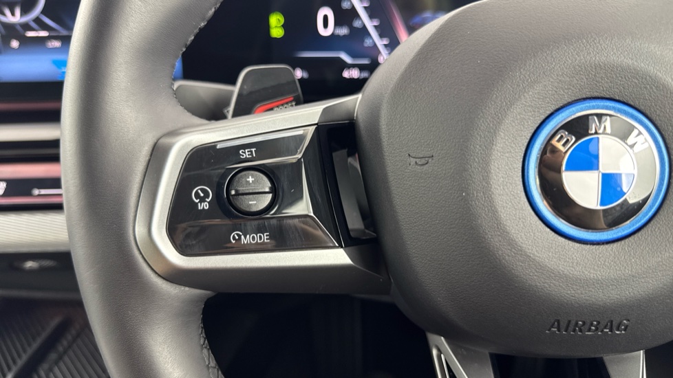 BMW i5 250kW eDrive40 M Sport 84kWh 4dr Auto Electric Saloon - Image 17