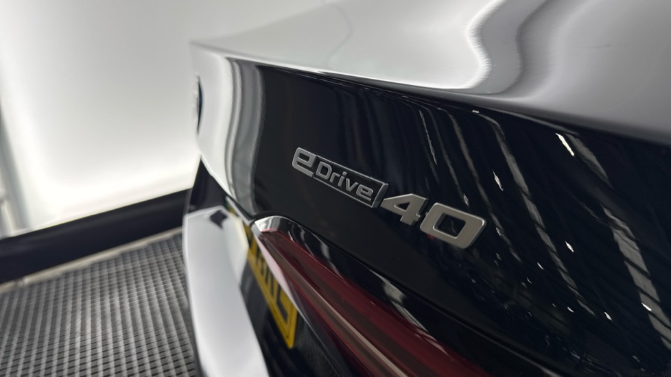 BMW i5 250kW eDrive40 M Sport 84kWh 4dr Auto Electric Saloon - Image 24
