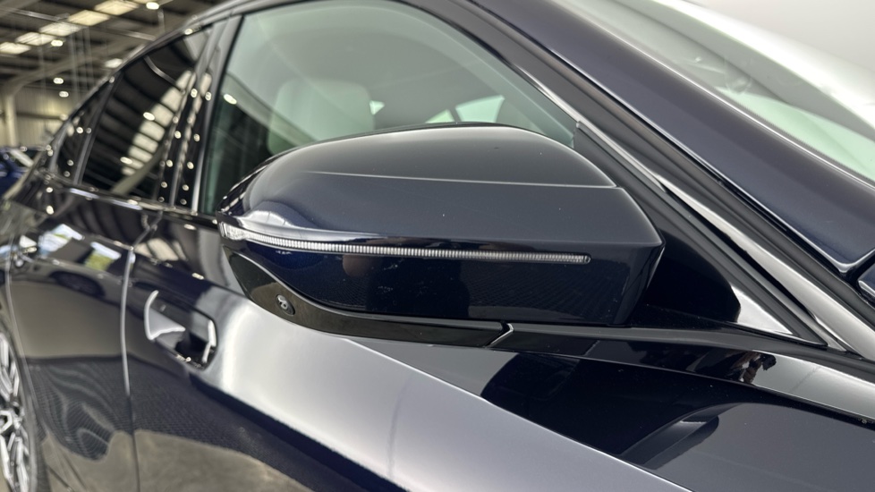 BMW i5 250kW eDrive40 M Sport 84kWh 4dr Auto Electric Saloon - Image 31