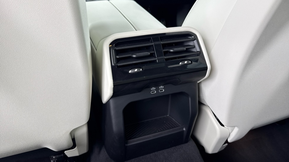 BMW i5 250kW eDrive40 M Sport 84kWh 4dr Auto Electric Saloon - Image 43
