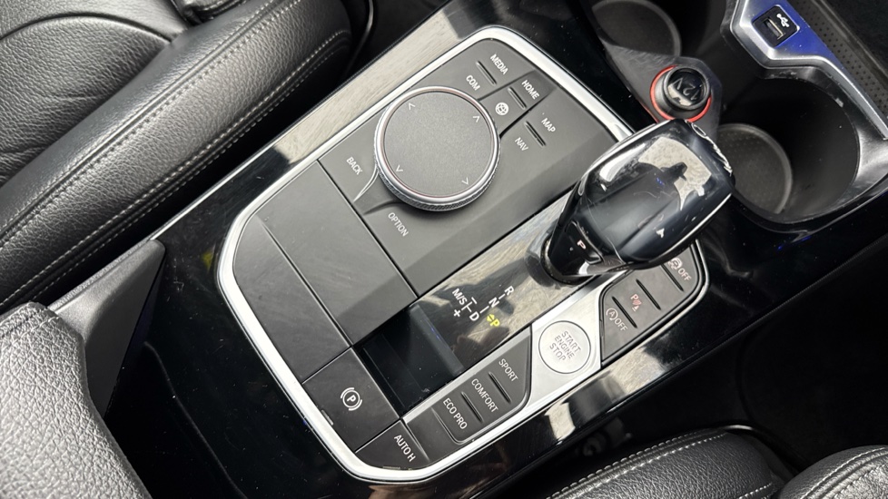 BMW 1 Series 118i M Sport 5dr Step Auto Petrol Hatchback - Image 19