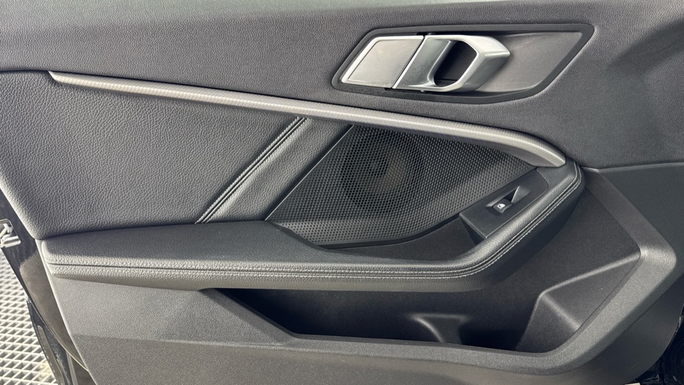 BMW 1 Series 118i M Sport 5dr Step Auto Petrol Hatchback - Image 31