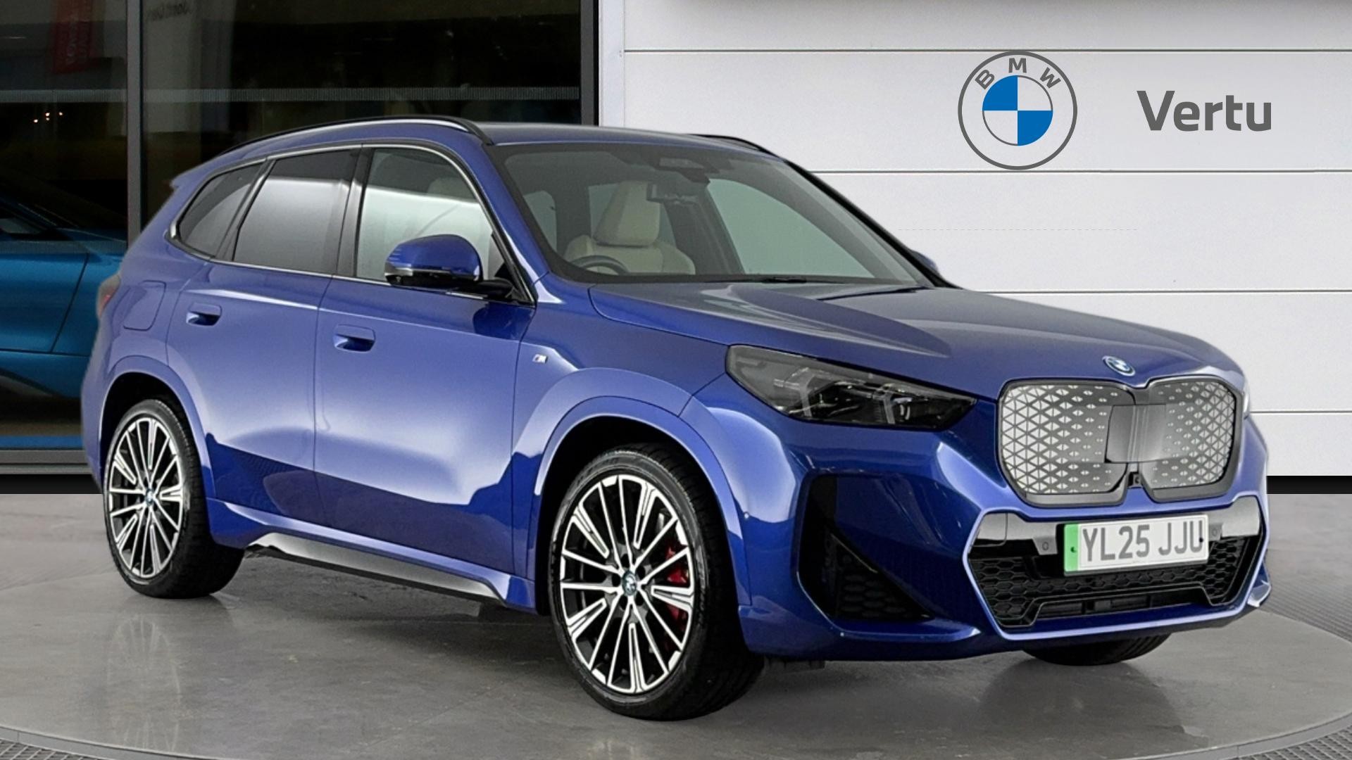 BMW iX1 listing photo