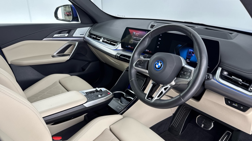 BMW iX1 150kW eDrive20 Shadow Edition 65kWh 5dr Auto Electric Estate - Image 6