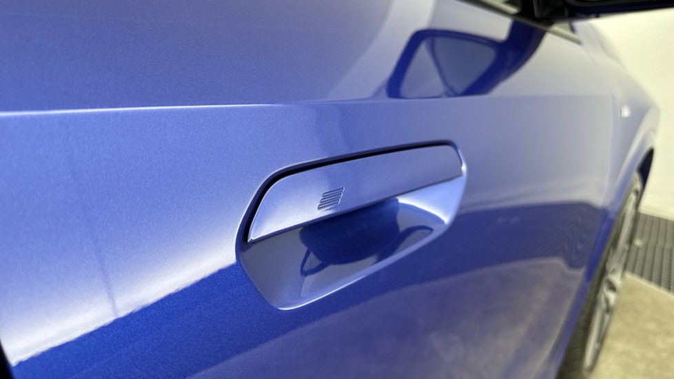 BMW iX1 150kW eDrive20 Shadow Edition 65kWh 5dr Auto Electric Estate - Image 30