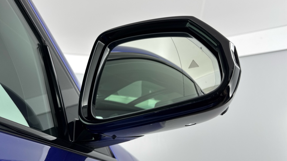 BMW iX1 150kW eDrive20 Shadow Edition 65kWh 5dr Auto Electric Estate - Image 31