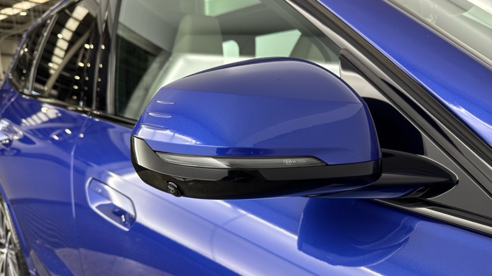 BMW iX1 150kW eDrive20 Shadow Edition 65kWh 5dr Auto Electric Estate - Image 32