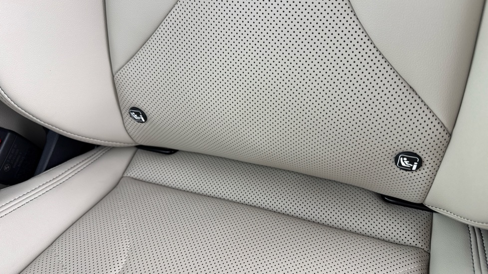 BMW iX1 150kW eDrive20 Shadow Edition 65kWh 5dr Auto Electric Estate - Image 38