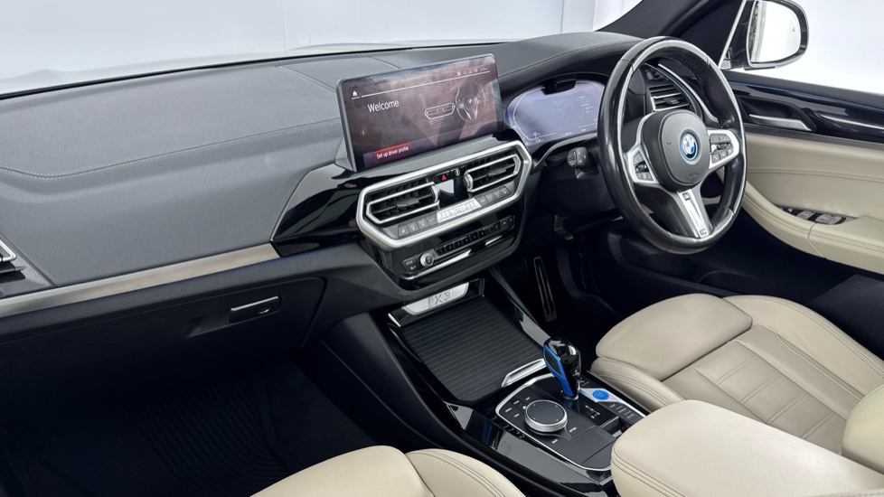 BMW iX3 210kW M Sport 80kWh 5dr Auto Electric Estate - Image 7