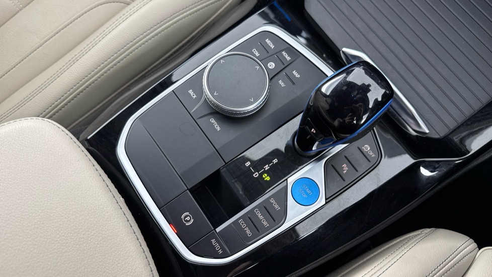 BMW iX3 210kW M Sport 80kWh 5dr Auto Electric Estate - Image 19