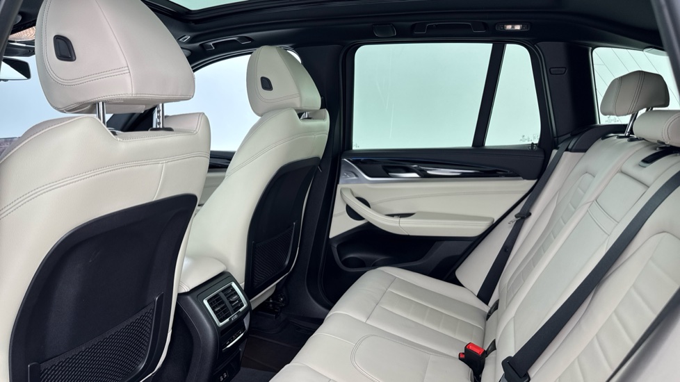 BMW iX3 210kW M Sport 80kWh 5dr Auto Electric Estate - Image 38