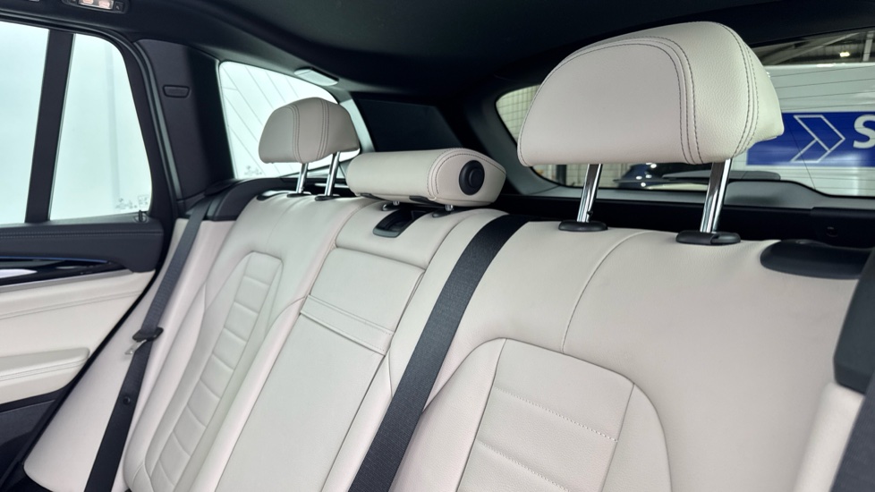 BMW iX3 210kW M Sport 80kWh 5dr Auto Electric Estate - Image 40