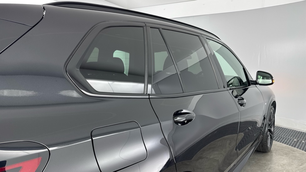 BMW X5 xDrive50e M Sport 5dr Auto [Tech/Pro Pack] Estate - Image 29