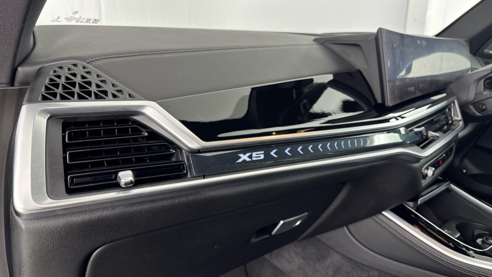 BMW X5 xDrive50e M Sport 5dr Auto [Tech/Pro Pack] Estate - Image 36