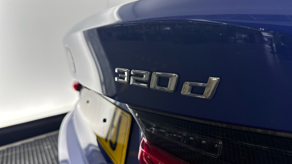 BMW 3 Series 320d MHT M Sport 4dr Step Auto Diesel Saloon - Image 24