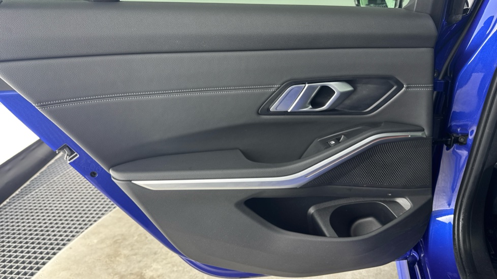 BMW 3 Series 320d MHT M Sport 4dr Step Auto Diesel Saloon - Image 38