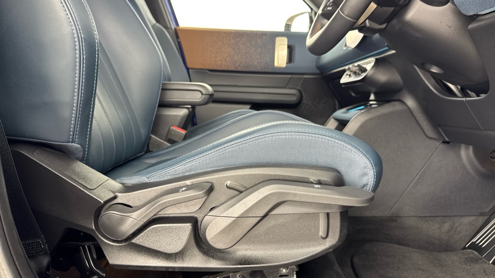MINI Countryman 230kW SE Exclusive [Level 1] ALL4 66kWh 5dr Auto Electric Hatchback - Image 46