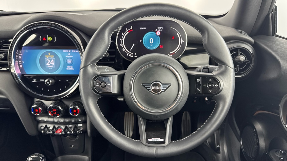 MINI Hatchback 1.5 Cooper Sport 3dr Petrol Hatchback - Image 5