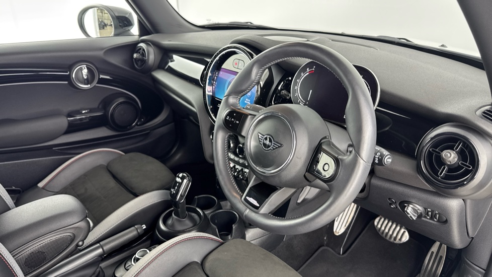 MINI Hatchback 1.5 Cooper Sport 3dr Petrol Hatchback - Image 6