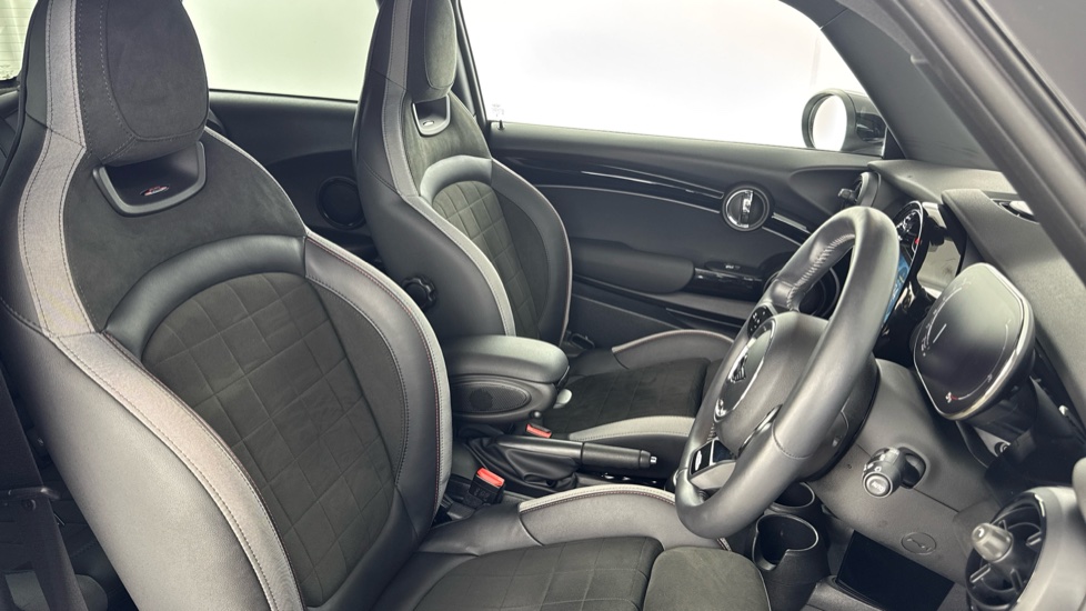 MINI Hatchback 1.5 Cooper Sport 3dr Petrol Hatchback - Image 11
