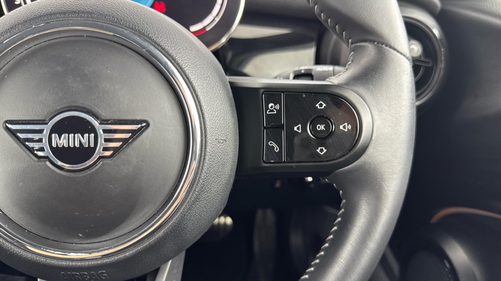 MINI Hatchback 1.5 Cooper Sport 3dr Petrol Hatchback - Image 18